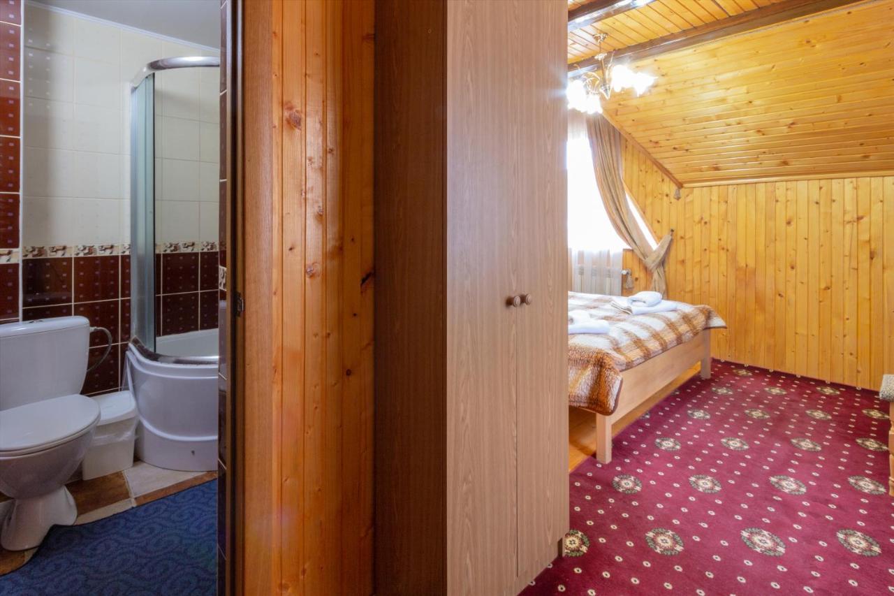 У Мар'Яни І Назара Hotel Yaremche Ngoại thất bức ảnh